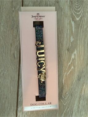 Juicy Couture Glitter Dog Collar with Gold Logo - m